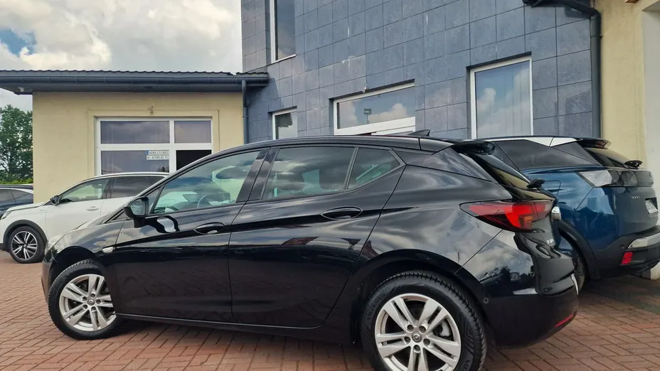 OPEL Astra -