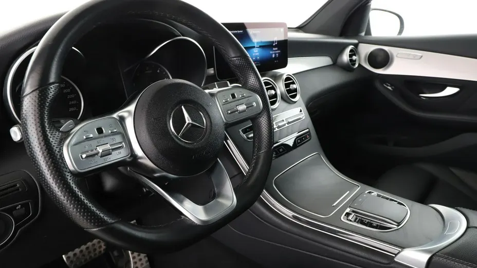 MERCEDES-BENZ GLC -