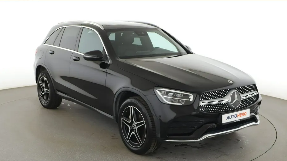 MERCEDES-BENZ GLC -