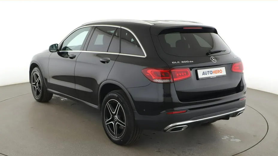 MERCEDES-BENZ GLC -