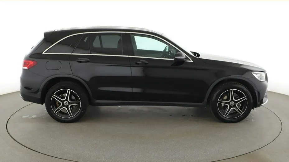 MERCEDES-BENZ GLC -