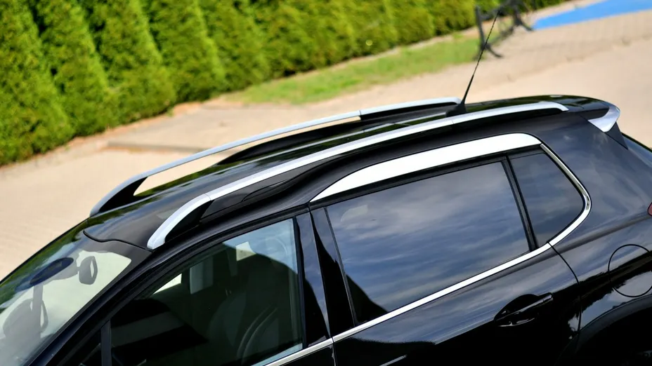 PEUGEOT 2008 -