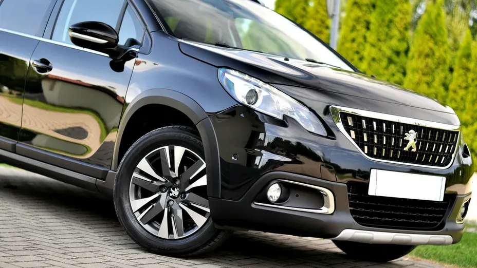 PEUGEOT 2008 -