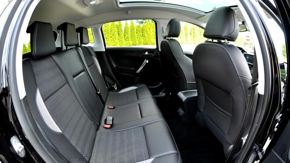 PEUGEOT 2008 -