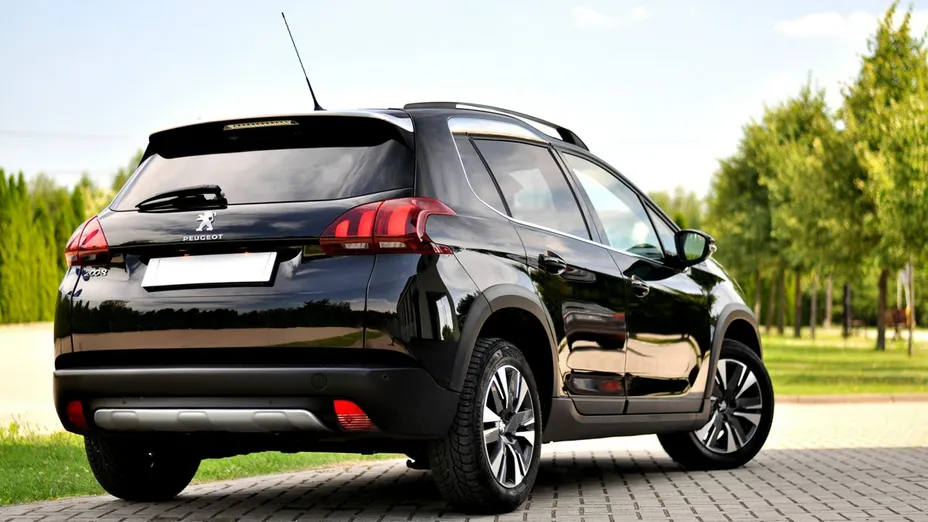 PEUGEOT 2008 -