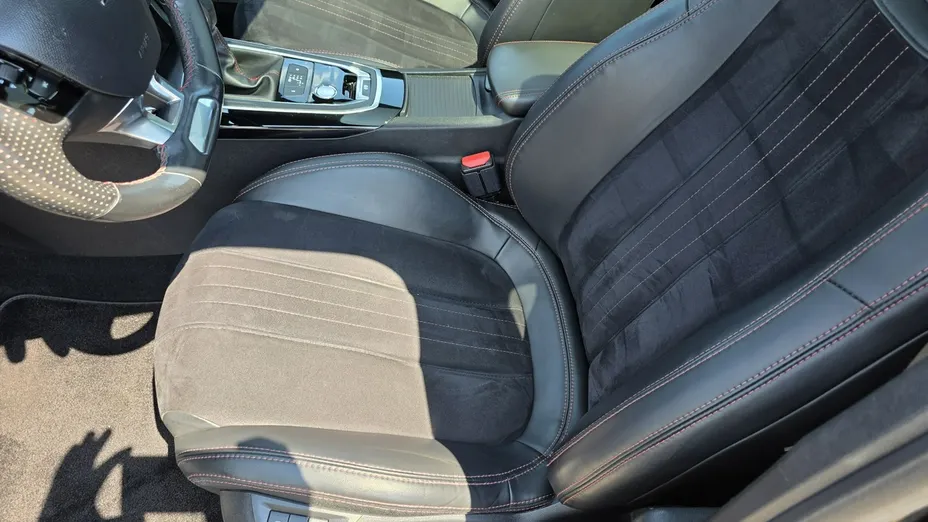 PEUGEOT 308 -