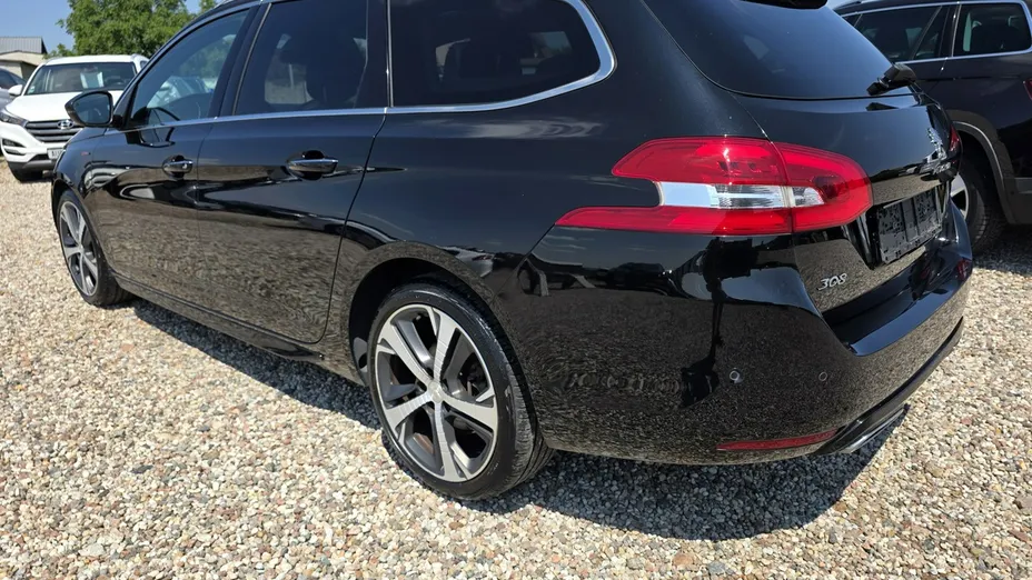 PEUGEOT 308 -