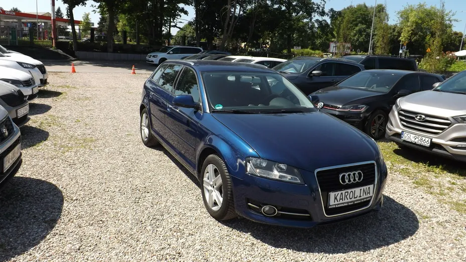 AUDI A3 -
