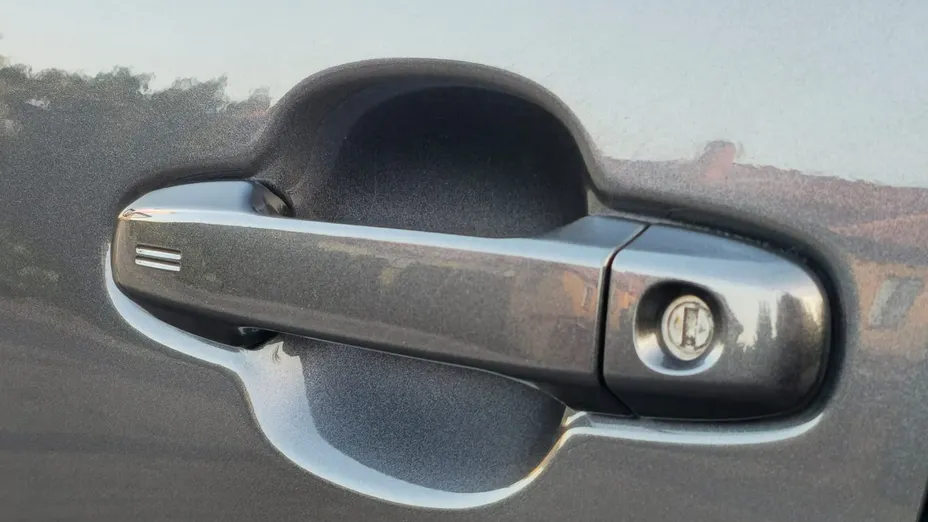 TOYOTA C-HR -