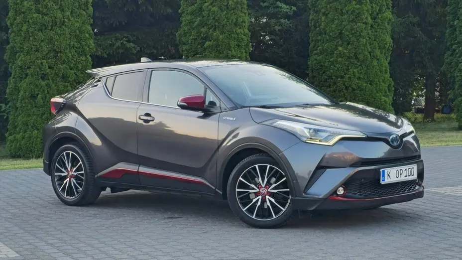 TOYOTA C-HR -