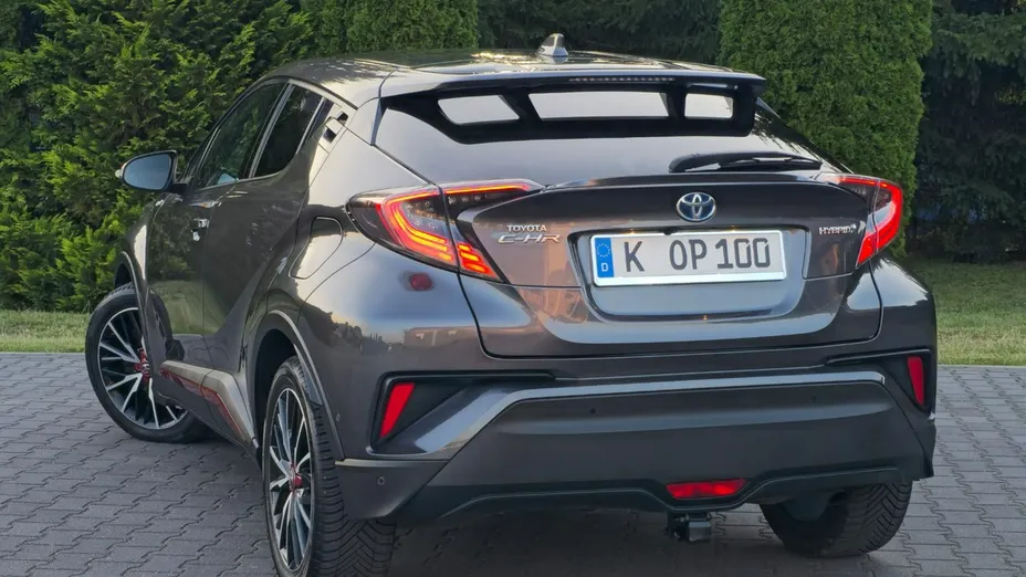 TOYOTA C-HR -