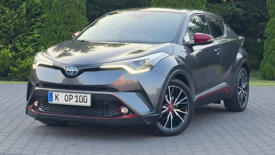 TOYOTA C-HR -