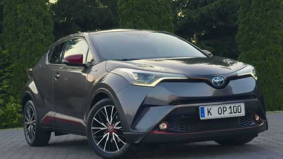 TOYOTA C-HR -