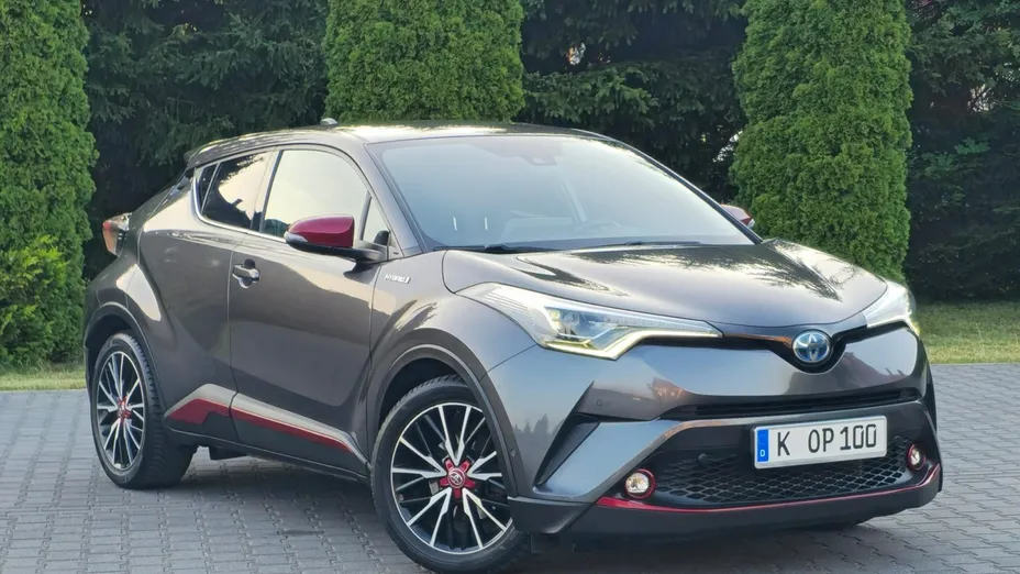 TOYOTA C-HR -
