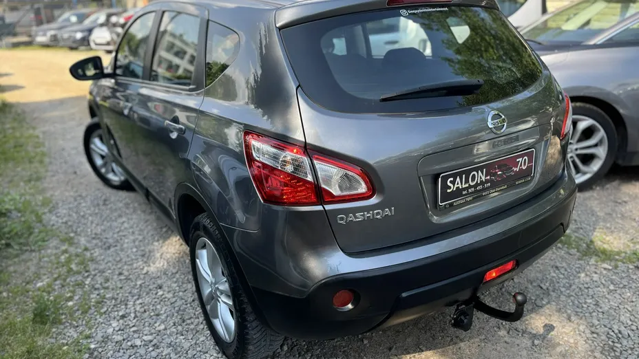NISSAN Qashqai -