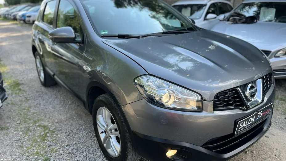 NISSAN Qashqai -
