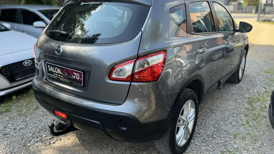 NISSAN Qashqai -