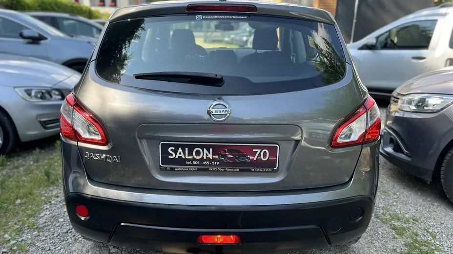NISSAN Qashqai -