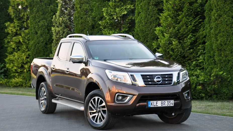 NISSAN Navara -
