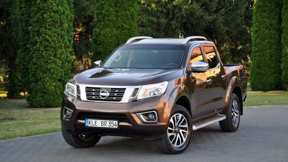 NISSAN Navara -