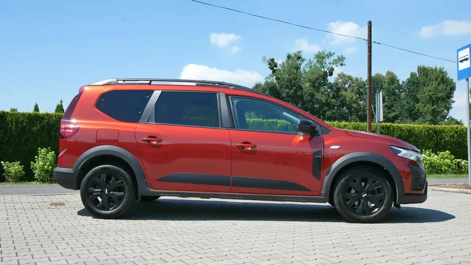 DACIA Jogger -