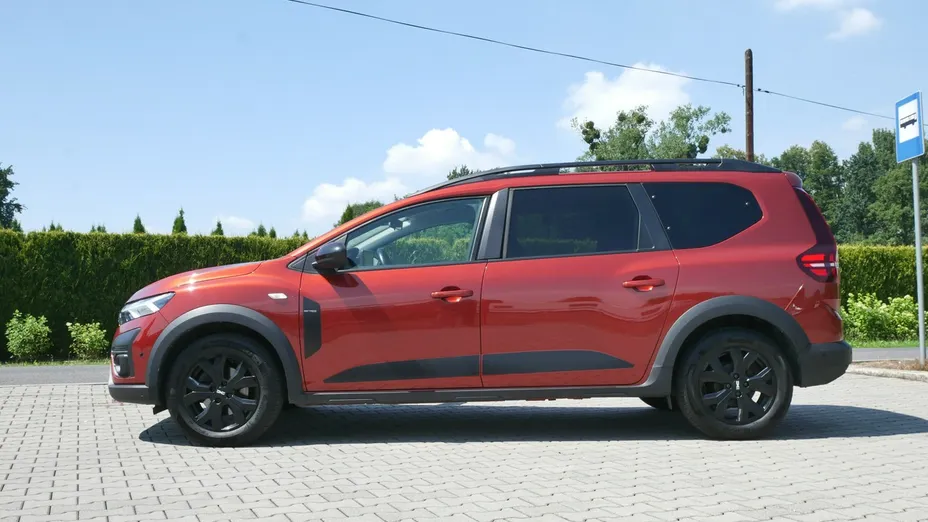 DACIA Jogger -