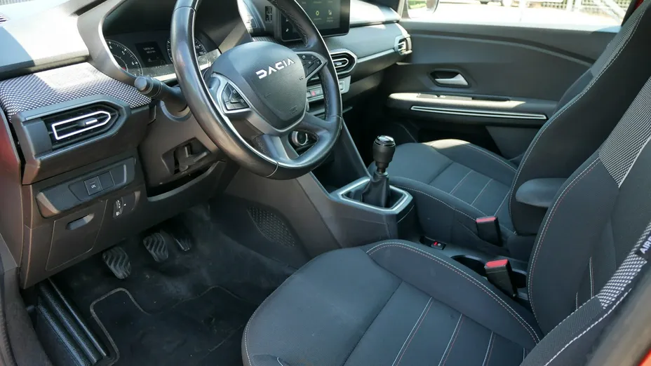 DACIA Jogger -