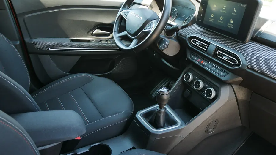 DACIA Jogger -