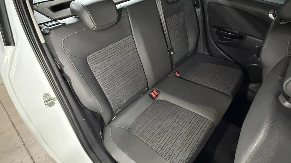 OPEL Corsa -