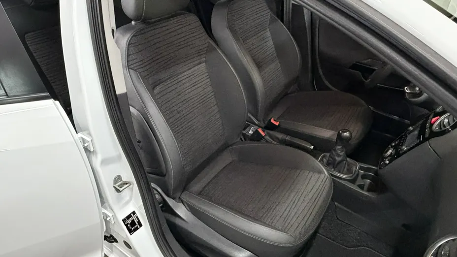 OPEL Corsa -