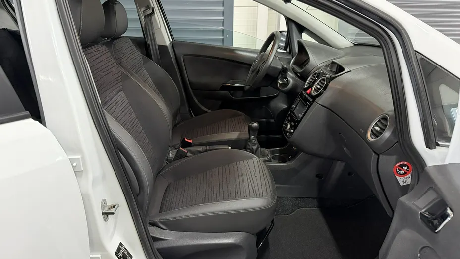 OPEL Corsa -