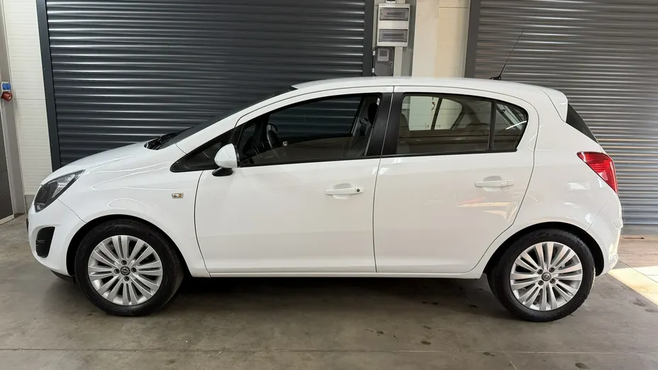 OPEL Corsa -