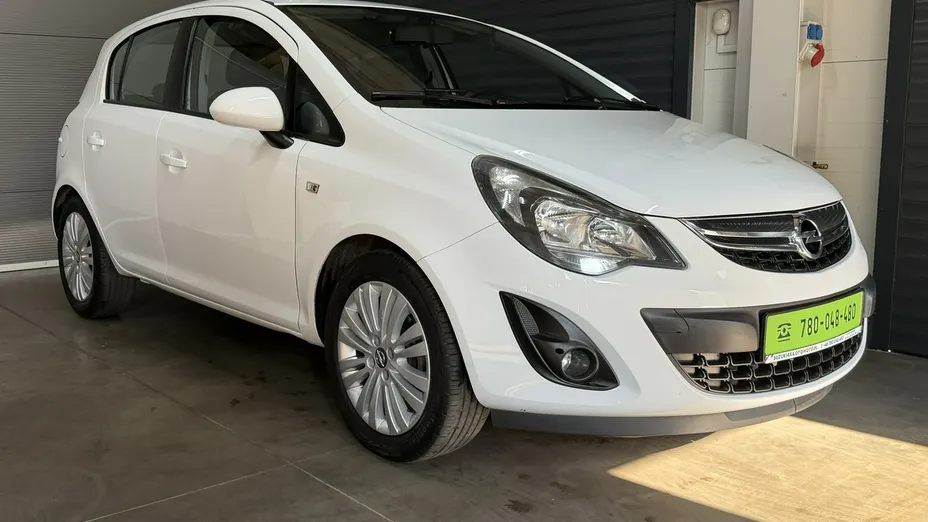 OPEL Corsa -