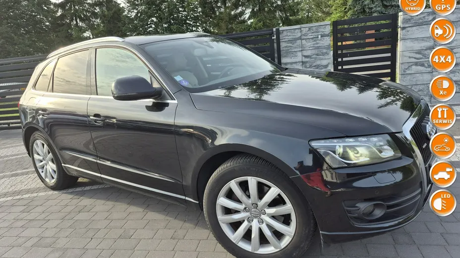 AUDI Q5 -