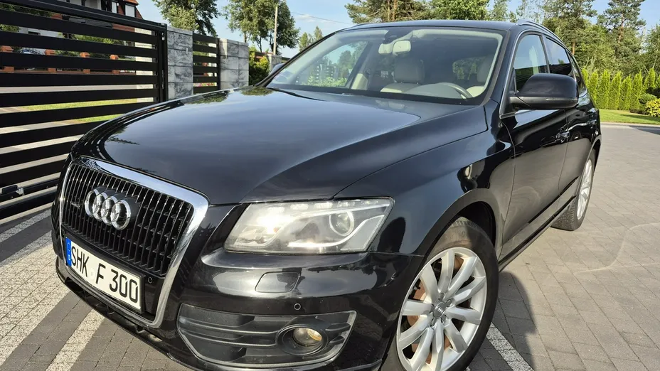 AUDI Q5 -