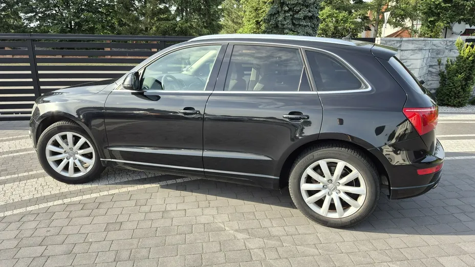 AUDI Q5 -