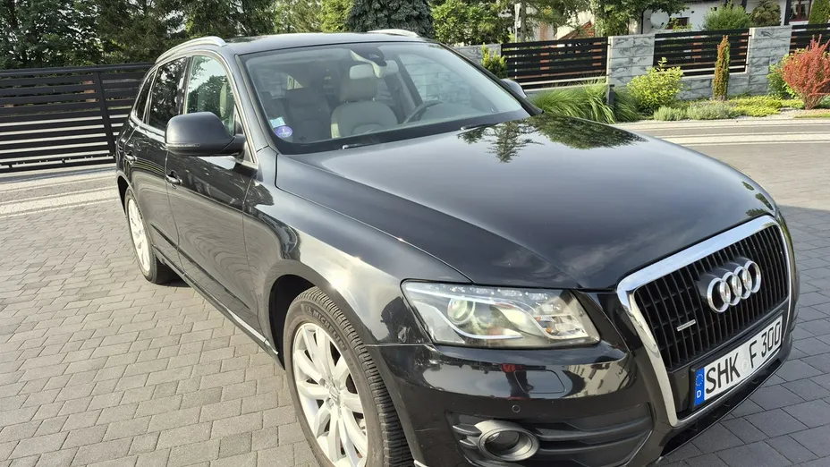 AUDI Q5 -