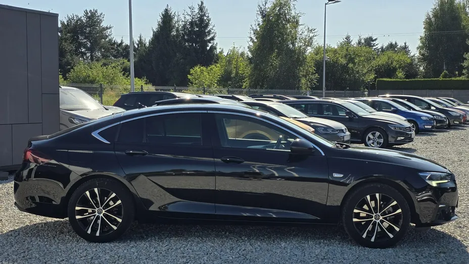 OPEL Insignia -