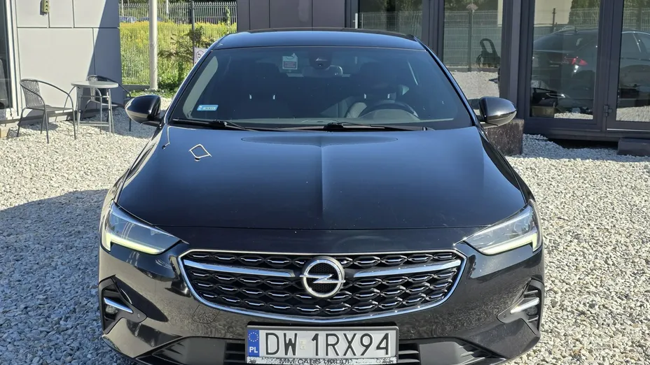 OPEL Insignia -