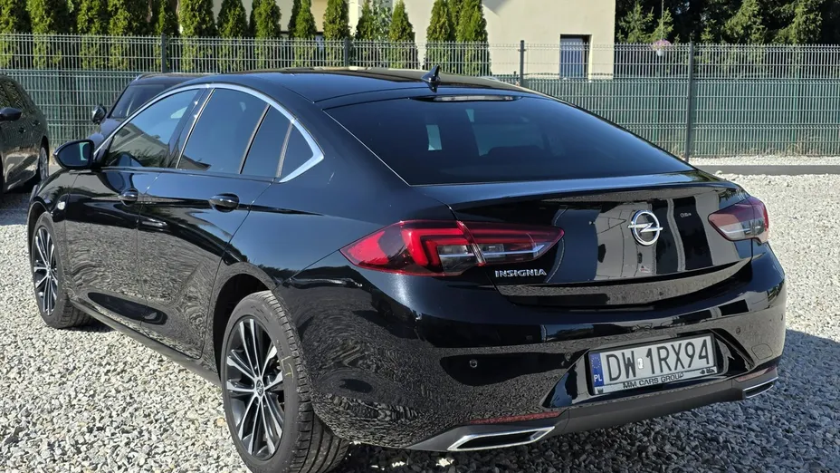 OPEL Insignia -