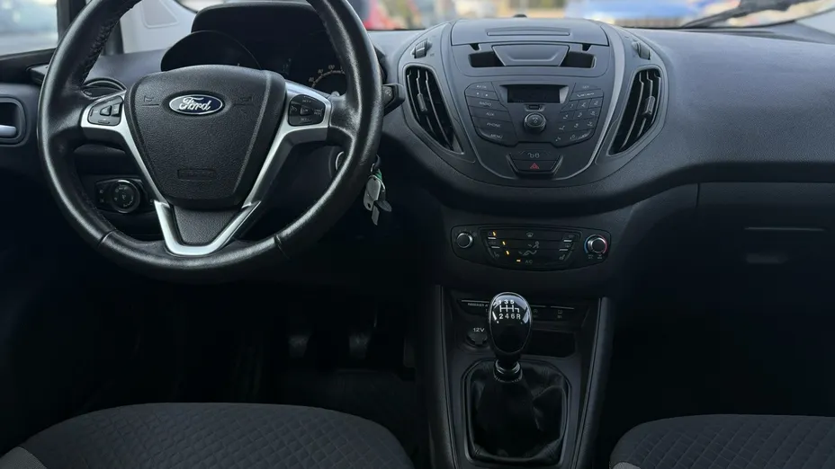 FORD Tourneo Courier -