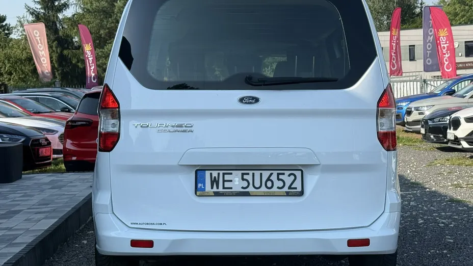 FORD Tourneo Courier -