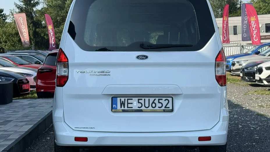 FORD Tourneo Courier -
