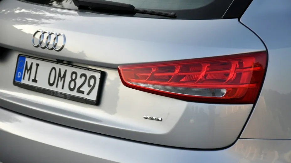 AUDI Q3 -