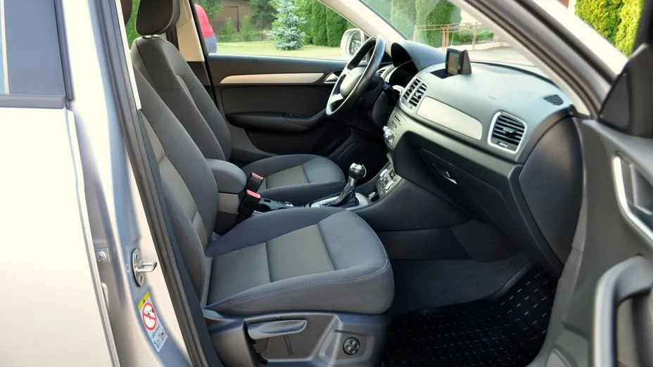 AUDI Q3 -