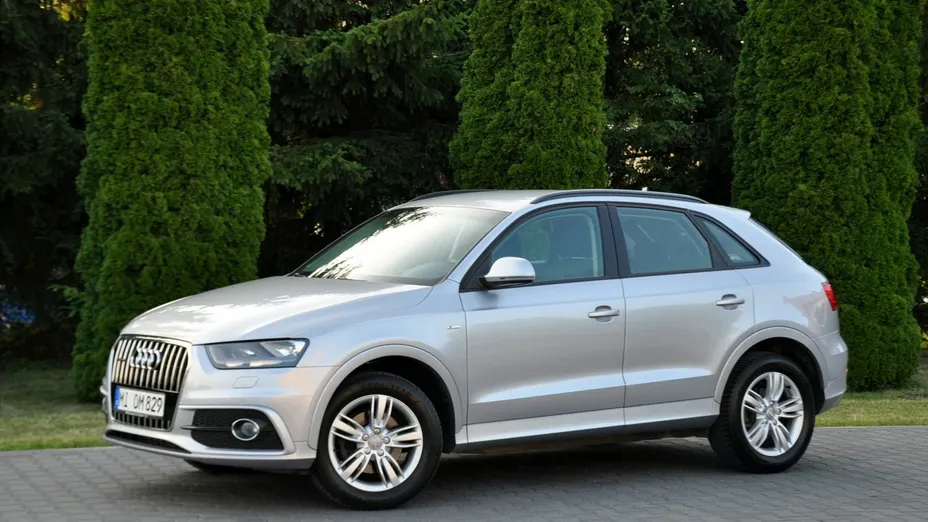 AUDI Q3 -