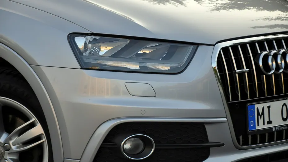 AUDI Q3 -