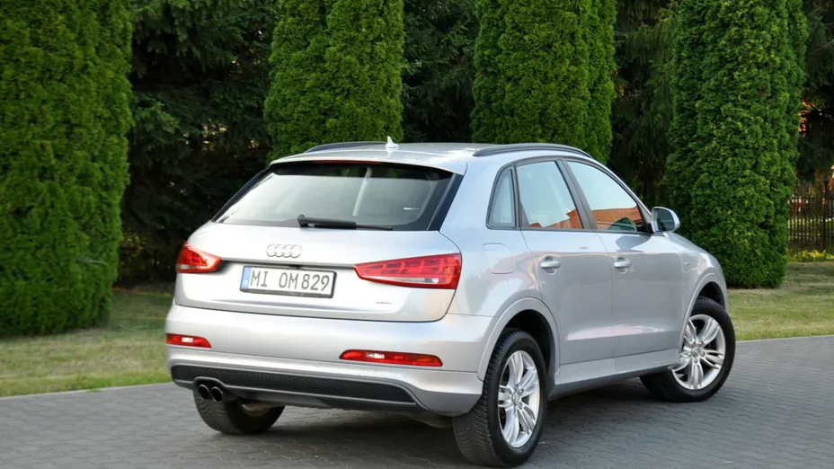 AUDI Q3 -