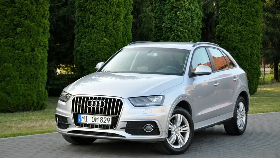 AUDI Q3 -