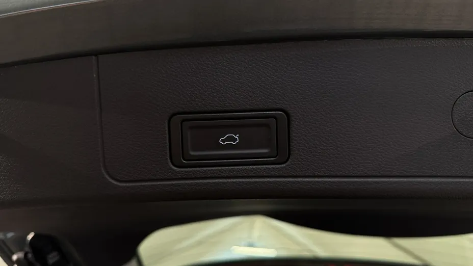 CHERY Tiggo 8 -